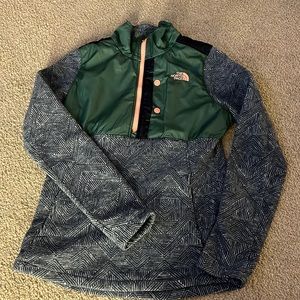 North Face sweater